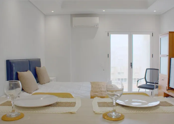 Marinasunbeach Estudio Paseo Juan Aparicio Апартаменты *