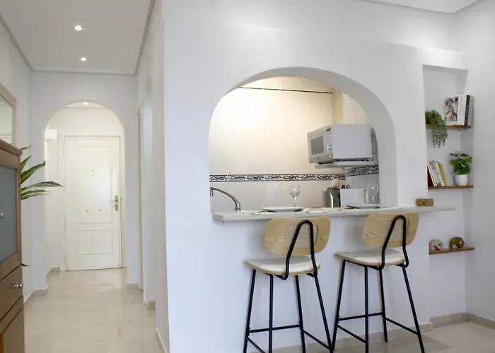 Marinasunbeach Estudio Paseo Juan Aparicio Апартаменты *