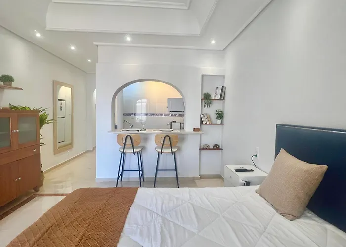 Апартаменты Marinasunbeach Estudio Paseo Juan Aparicio Торевьиа